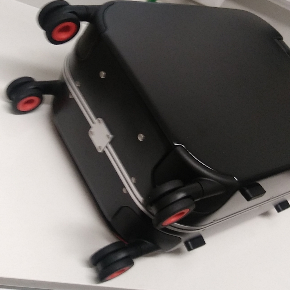 Hanke Carry On Luggage, 20'' Suitcase with Front Laptop Pocket, Travel R… - Picture 3 of 11